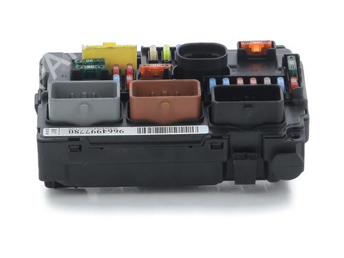 fuse-box-citroen-c3-ii-sc_-2009-32513348 main image