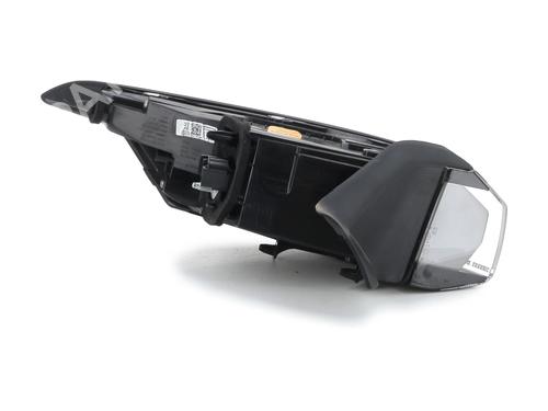 Right taillight PEUGEOT 308 III (FB_, FH_, FP_, F3_, FM_) Hybrid 136 (FPHPYC) | BP28834465C35 