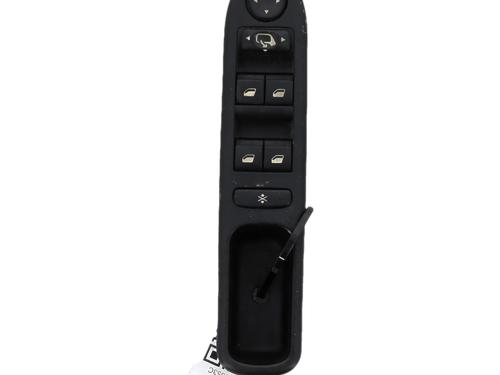 Used Left front window switch Left front window switch 39194366 39194366