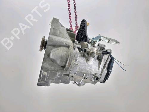 Used Gearbox VW GOLF PLUS V (5M1, 521) [2004-2013]  28177002