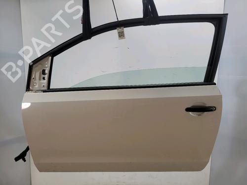 left-front-door-vw-up-121-122-bl1-bl2-bl3-123-2011-32975475 main image