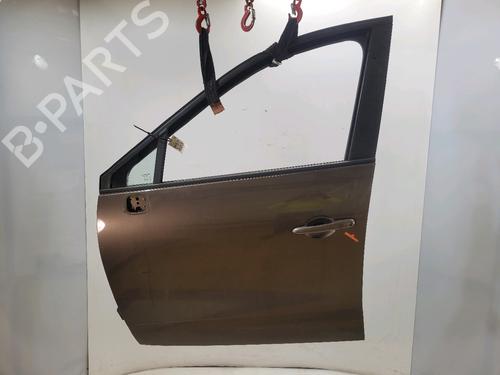 Used Left front door RENAULT SCÉNIC III (JZ0/1_) 1.5 dCi (106 hp) 32202462