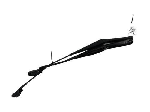 Front windshield wiper arm FORD FIESTA VI (CB1, CCN) 1.4 TDCi | BP27905596C143 