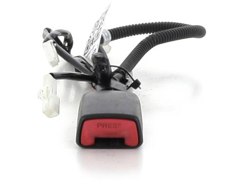 Used Seat buckle TOYOTA COROLLA Verso (ZER_, ZZE12_, R1_) 2.2 D-4D (AUR10_, AUR10R) (136 hp) 30715944