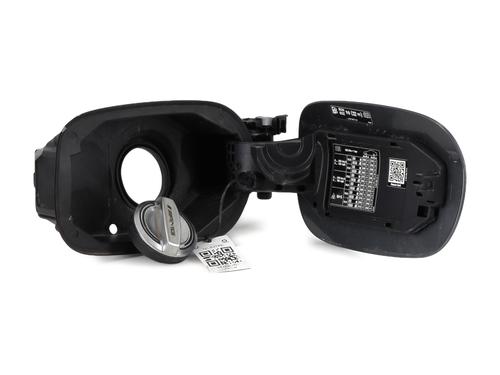 Tampa do combustível MERCEDES-BENZ C-CLASS (W205) AMG C 63 S (205.087) (510 hp) 31180523