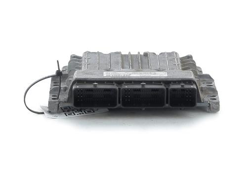 Calculateur moteur (ecu) DACIA DUSTER (HS_) [2010-2018]  33111280
