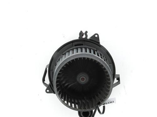 Heater blower motor RENAULT CLIO IV (BH_) 1.5 dCi 90 | BP16782724M62 