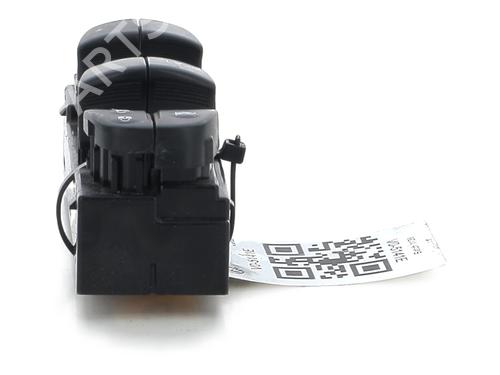 Przełącznik szyby przedniej lewej NISSAN LEAF (ZE1) Electric | BP30808224I27