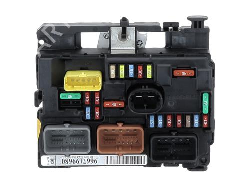 Fuse box CITROËN C3 II (SC_) 1.4 HDi 70 (SC8HZC, SC8HR0, SC8HP4) | BP32460304E1