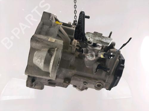 Used Gearbox Gearbox VW GOLF VII (5G1, BQ1, BE1, BE2) 1.6 TDI (115 hp) 36182490 36182490