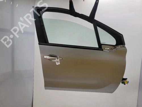Porta anteriore destra Porta anteriore destra PEUGEOT 208 I (CA_, CC_) 1.2 VTI 82 (82 hp) 37167101 37167101
