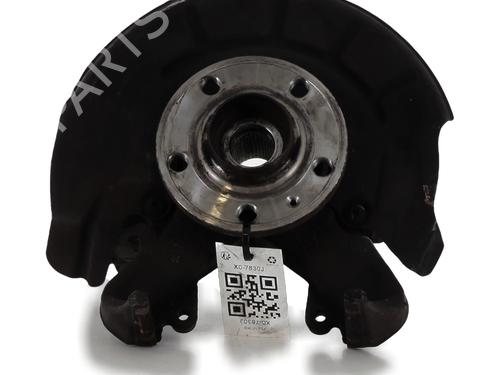 Used Left front steering knuckle VW POLO (9N_, 9A_) 1.4 TDI (80 hp) 28310333