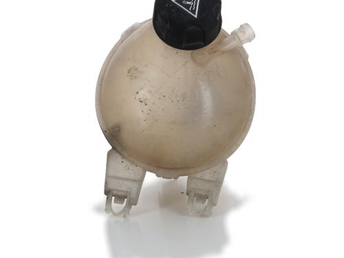Used Expansion tank CITROËN C3 / C3 ORIGIN III (SX) 1.2 PureTech 82 (83 hp) 26608589