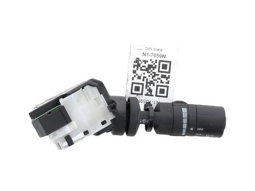 Switch NISSAN QASHQAI I (J10, NJ10) 2.0 dCi All-wheel Drive | BP32333966I30