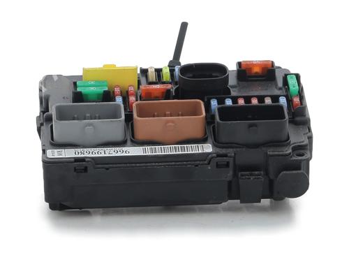 Used Fuse box CITROËN C3 II (SC_) 1.2 VTi 82 (82 hp) 30503146