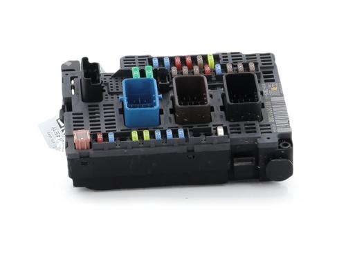Used Fuse box Fuse box PEUGEOT 308 II (LB_, LP_, LW_, LH_, L3_) 2.0 BlueHDi 150 (150 hp) 39577063 39577063