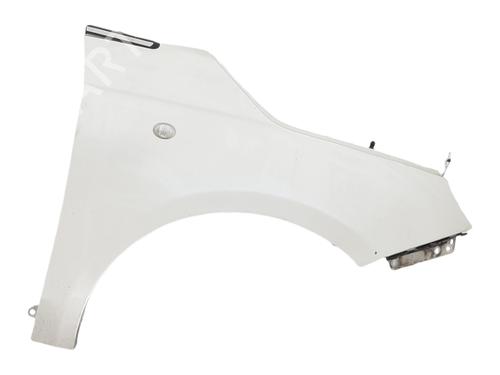 Used Right front fenders Right front fenders 38007990 38007990