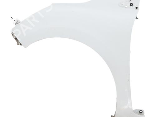 Used Left front fenders Left front fenders RENAULT CLIO IV (BH_) 1.5 dCi 75 (75 hp) 33446532 33446532