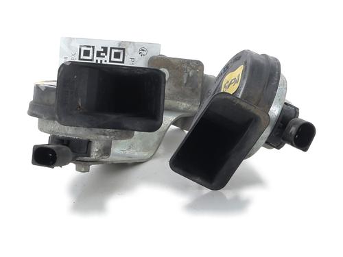 Used Horn MERCEDES-BENZ B-CLASS Sports Tourer (W246, W242) B 200 CDI / d (246.208) (136 hp) 33033655