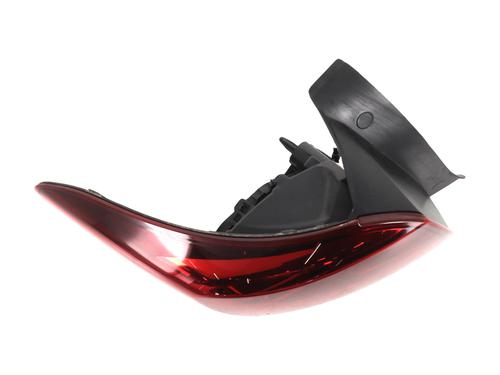 left-taillight-dacia-sandero-ii-2012-33159757 main image