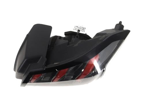 Used Right taillight PEUGEOT 208 II (UB_, UP_, UW_, UJ_) 1.2 PureTech 100 (101 hp) 29296349