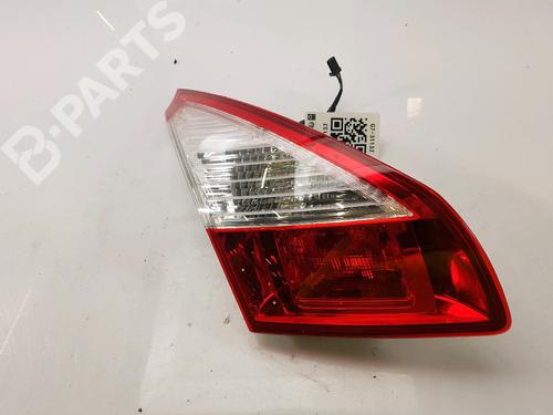 Used Left tailgate light Left tailgate light RENAULT MEGANE III Hatchback (BZ0/1_, B3_) 1.5 dCi (BZ09, BZ0D, BZ1W, BZ29, BZ14) (110 hp) 11185664 11185664
