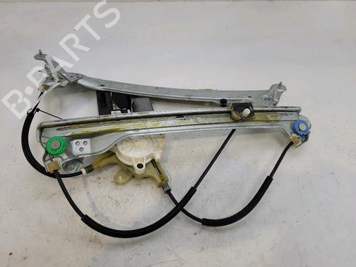 Lève-vitre avant droit RENAULT LATITUDE (L70_) 2.0 dCi 175 (L70Y, L734) (173 hp) 27915407