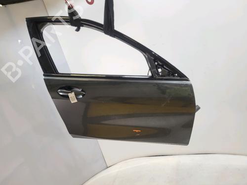Used Right front door BMW 1 (F40) 118 d (150 hp) 30798974