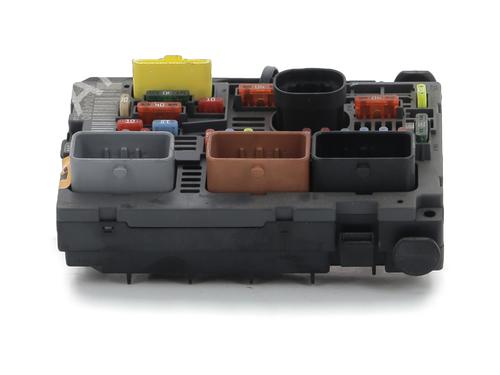 Used Fuse box PEUGEOT 3008 I MPV (0U_) 2.0 HDi 150 / BlueHDi 150 (150 hp) 29522433