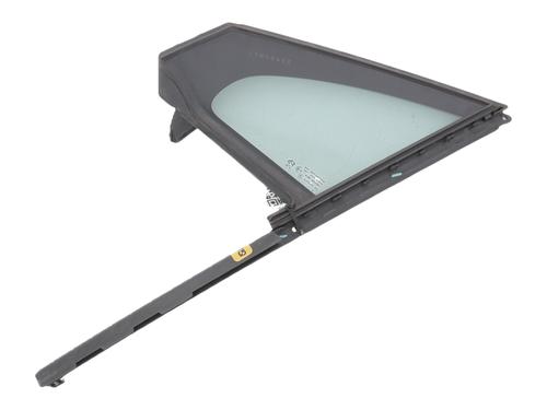 front-left-quarter-glass-peugeot-2008-i-cu_-2013-37191566 main image