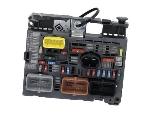 Fuse box PEUGEOT 308 SW I (4E_, 4H_) 1.6 HDi | BP29740884E1 