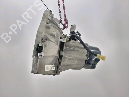 Used Gearbox RENAULT TWINGO III (BCM_, BCA_) 0.9 TCe 90 (BCM9, BCM2) (90 hp) 30190295