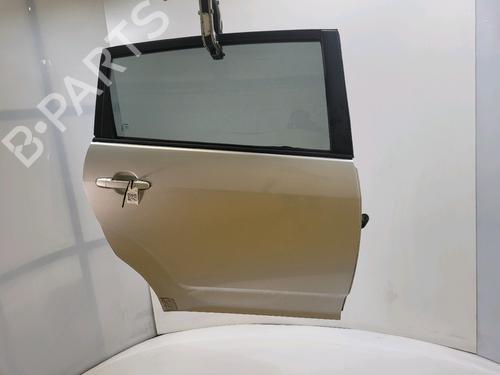 Puerta trasera derecha Puerta trasera derecha 39524253 39524253