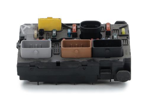 Used Fuse box Fuse box PEUGEOT 307 (3A/C) 1.4 16V (88 hp) 33925428 33925428