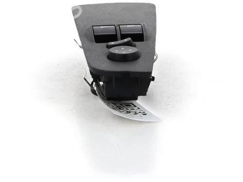 Left front window switch FIAT GRANDE PUNTO (199_) 1.3 D Multijet | BP37167000I27 - Image 3