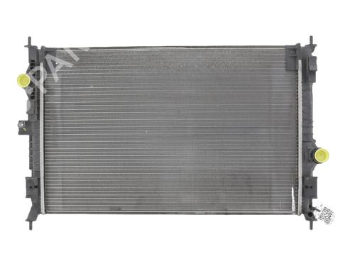 Used Water radiator Water radiator PEUGEOT 308 II (LB_, LP_, LW_, LH_, L3_) 1.2 THP 110 (110 hp) 35748777 35748777