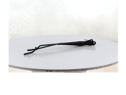Used Front windshield wiper arm VW PASSAT B5.5 Variant (3B6) 1.9 TDI (101 hp) 29849252