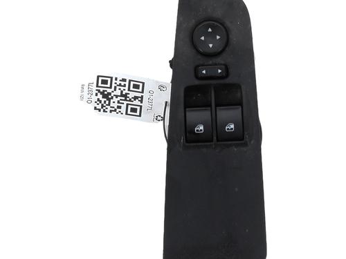 Used Left front window switch Left front window switch FIAT GRANDE PUNTO (199_) 1.3 D Multijet (75 hp) 33299872 33299872
