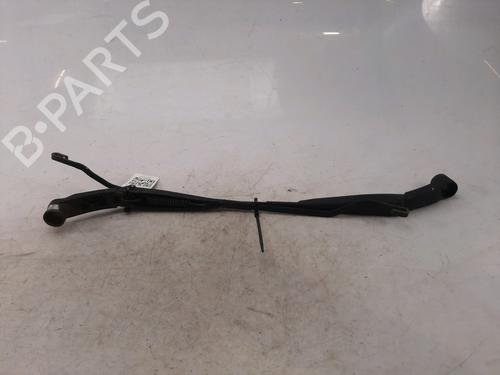 Used Front windshield wiper arm HYUNDAI i20 I (PB, PBT) 1.4 CRDi (90 hp) 27900631
