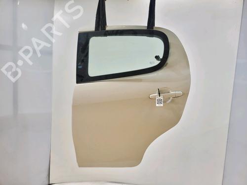 Used Left rear door Left rear door 37167189 37167189