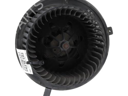 Heater blower motor VW TOURAN (1T1, 1T2) 1.9 TDI | BP29517647M62 