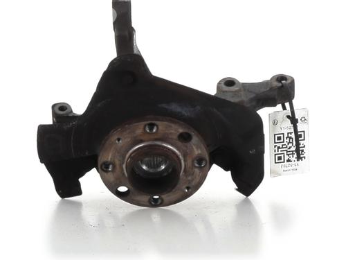 Used Right front steering knuckle Right front steering knuckle OPEL CORSA D (S07) 1.4 (L08, L68) (100 hp) 33532915 33532915