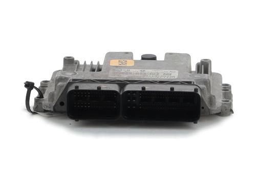 engine-control-unit-ecu-kia-venga-yn-2010-2011-2012-2013-2014-2015-2016-2017-2018-2019-28447360 main image