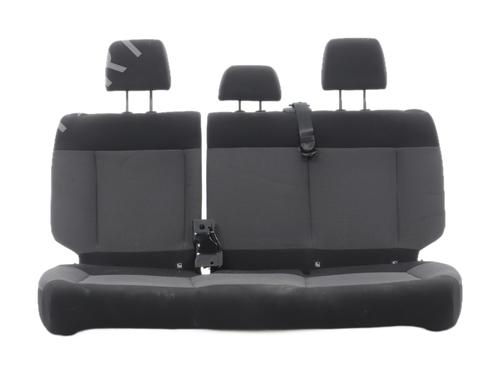 rear-seat-citroen-c4-cactus-2014-40114834 main image
