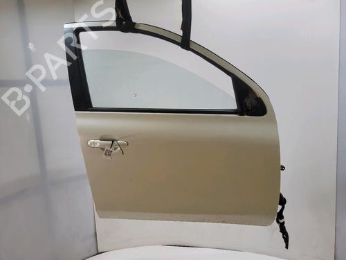 Used Right front door Right front door 38008370 38008370