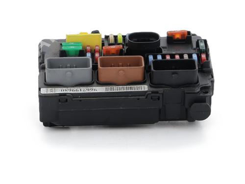 fuse-box-citroen-c3-ii-sc_-2009-36210887 main image