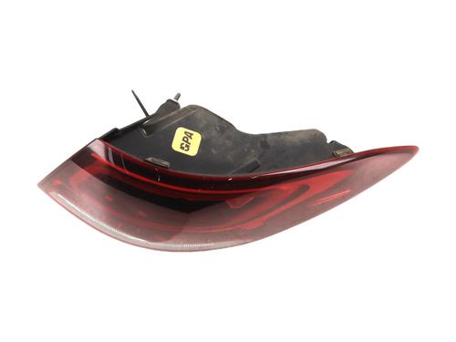 Used Right taillight Right taillight MERCEDES-BENZ GLC (X253) 300 e 4-matic (253.953) (320 hp) 34261368 34261368