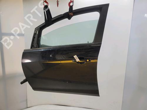 Used Left front door OPEL ASTRA J (P10) 1.4 (68) (100 hp) 31079470