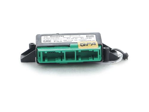 Used Electronic module Electronic module PEUGEOT 308 II (LB_, LP_, LW_, LH_, L3_) 2.0 BlueHDi 150 (150 hp) 33230186 33230186