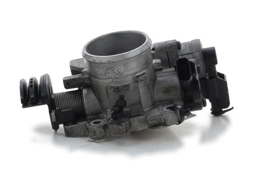 Throttle body CHRYSLER PT CRUISER (PT_) 2.0 | BP30140551M82